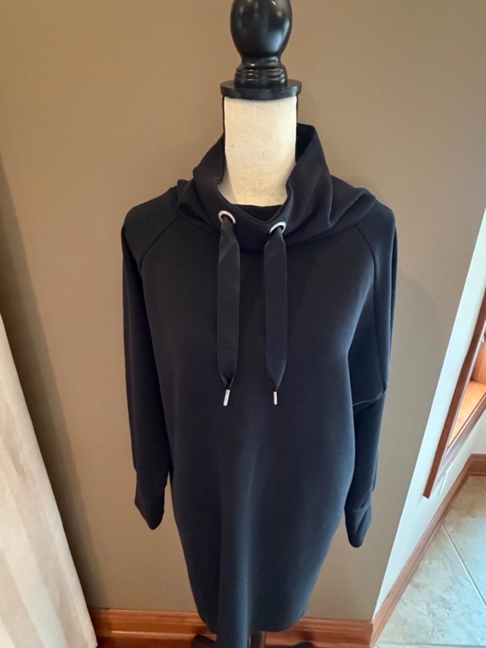 Express Women's Black Hoodie Sweatshirt Dress Minimalist Neutral, Size Large - Picture 2 of 8